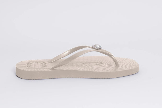 Pearl Octopuss.y x Sleepers Pearl Marseille Eggnog