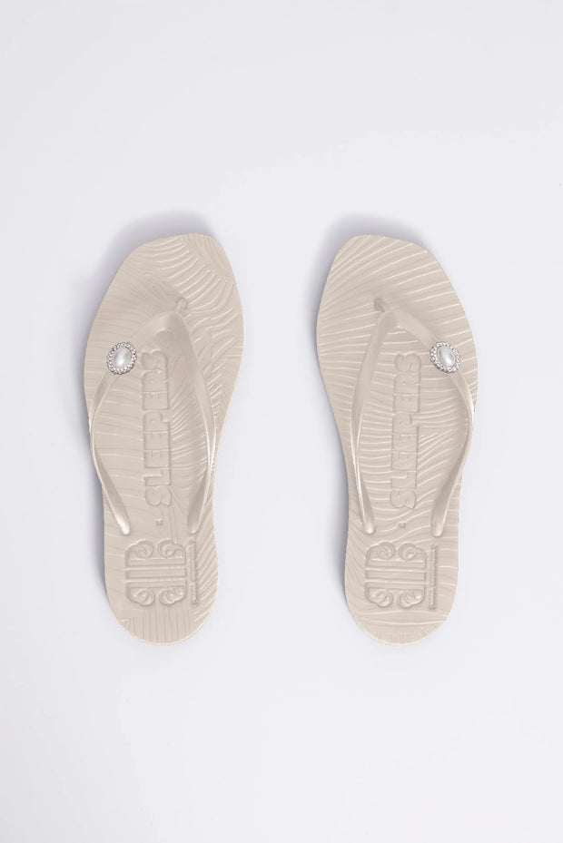 Pearl Octopuss.y x Sleepers Pearl Marseille Eggnog