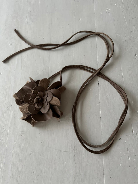 FLOWER BELT - BEIGE