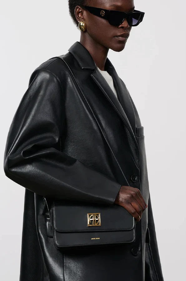 Elly Crossbody Bag in High Shine Black