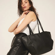 Beautiful and timeless shopper / 16136 - Black (Nero)