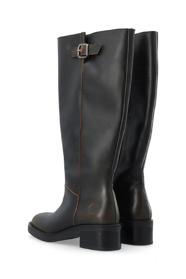 CASRIKKE Wide Pull Boot Arkansas  Distressed Brown