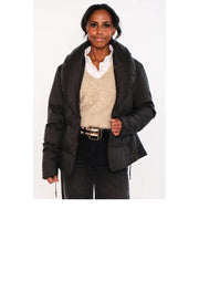 VEDA Jacket - Jet Black