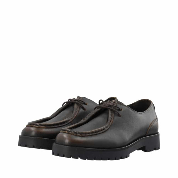CASSIENNA Moc Toe Shoe Arkansas