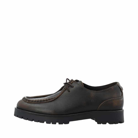 CASSIENNA Moc Toe Shoe Arkansas