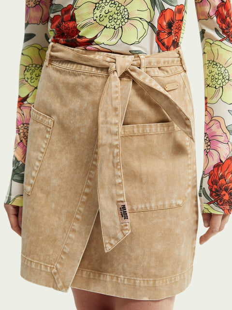 Garment-dyed organic skirt with belt